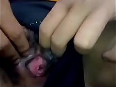 Indian girl show her virgin pussi.MP4