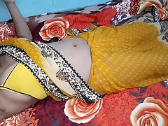 Indian Aunty Sex In Yellow Sari Real Fucking