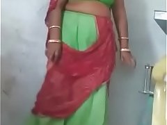 Rajasthani Sexy aunty Showing her Pussy