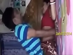 sonu didi ko fuck karnewala ki bahan dusre se chudati hui.leaked video