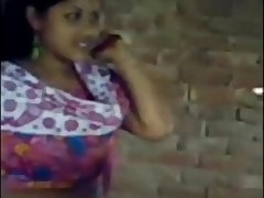 Desi MMS Leaked Video from my iPhone HD HD HD HD(2)