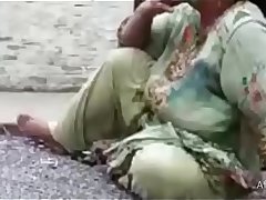 Desi Hot Pakistani Aunty Weed Smoking