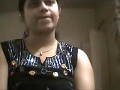 Hot desi couple on cam - wife showing her big boobs