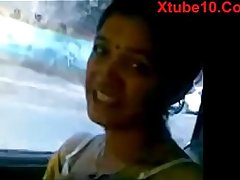 Indian Desi Bhabi Fucked in car full Sex Video