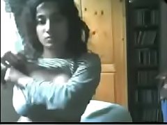 desi girl boobs show and masturbate